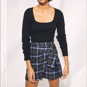 WILFRED ARITZIA SWEATER